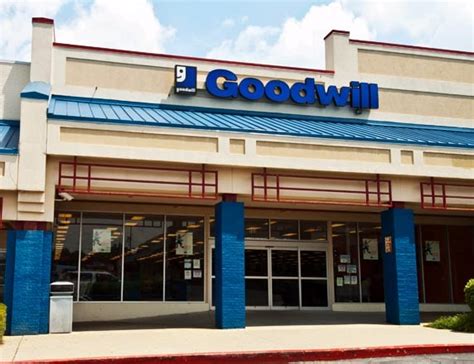 1 reviews (770) 771-0483. . Goodwill roswell rd